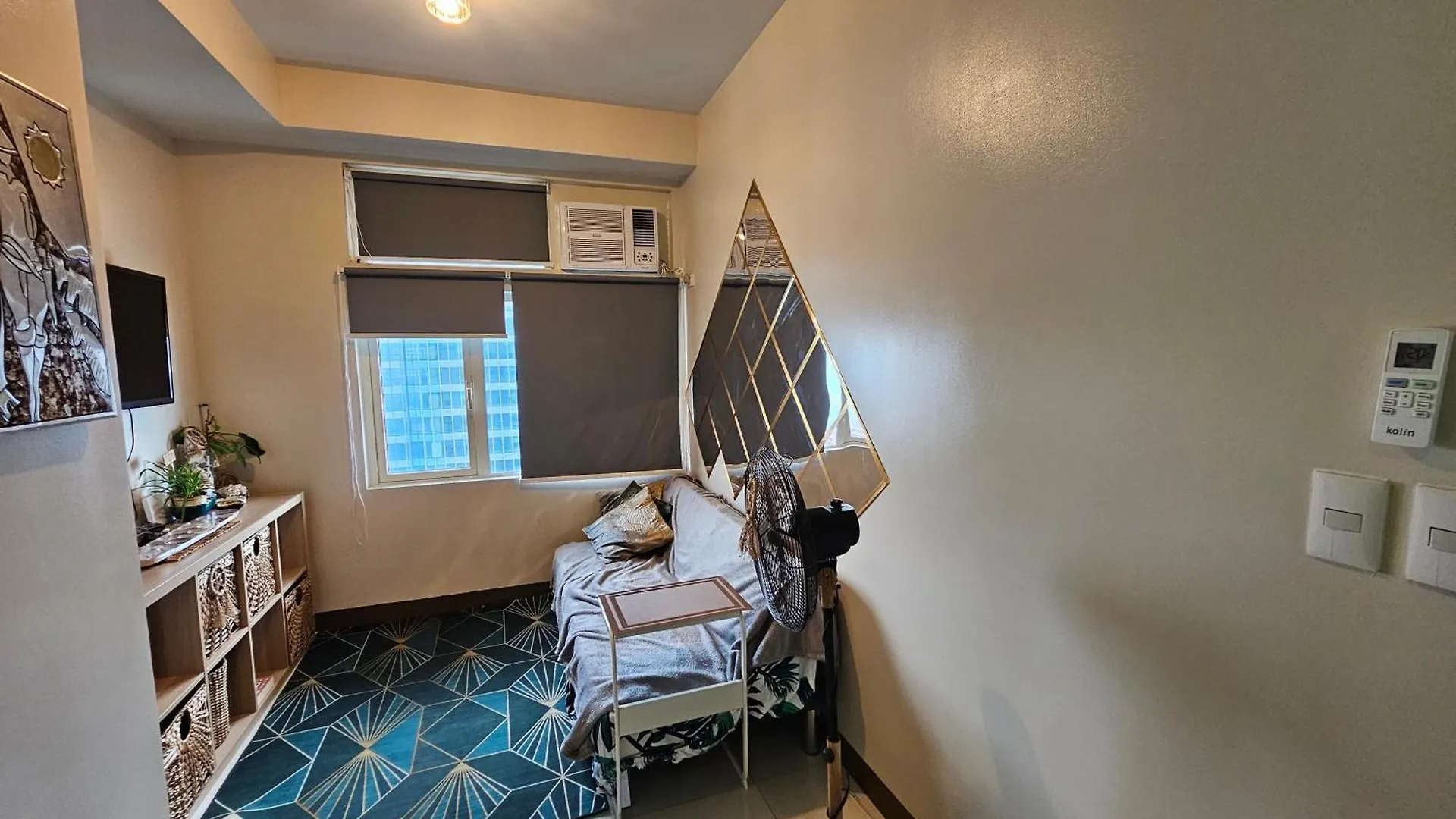 40Th Floor Penthouse Apartment With Great View Manila