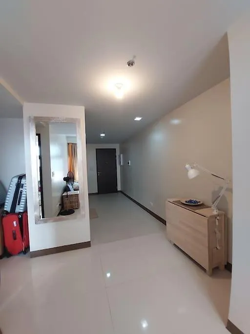 40Th Floor Penthouse Apartment With Great View Manille