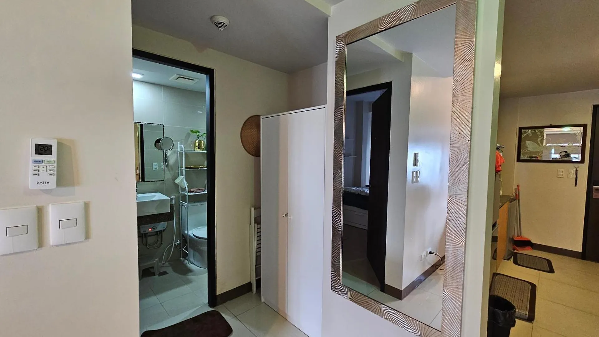 40Th Floor Penthouse Apartment With Great View Manille